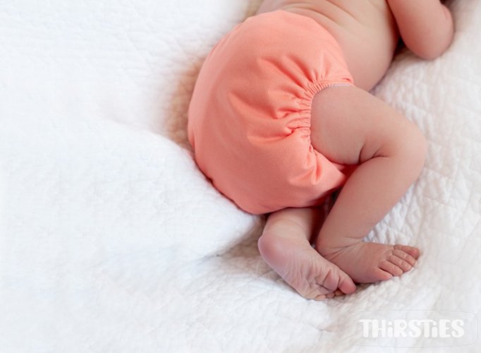 Thirsties Newborn AIO na PAT - Over the Moon