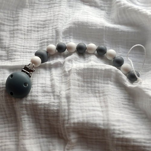 Kulišárny Klip na dudlík - Grey